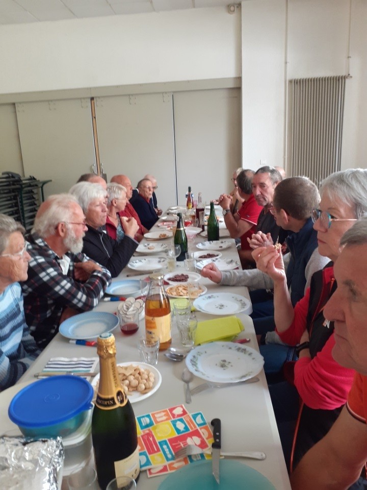 Dans l'attente du repas